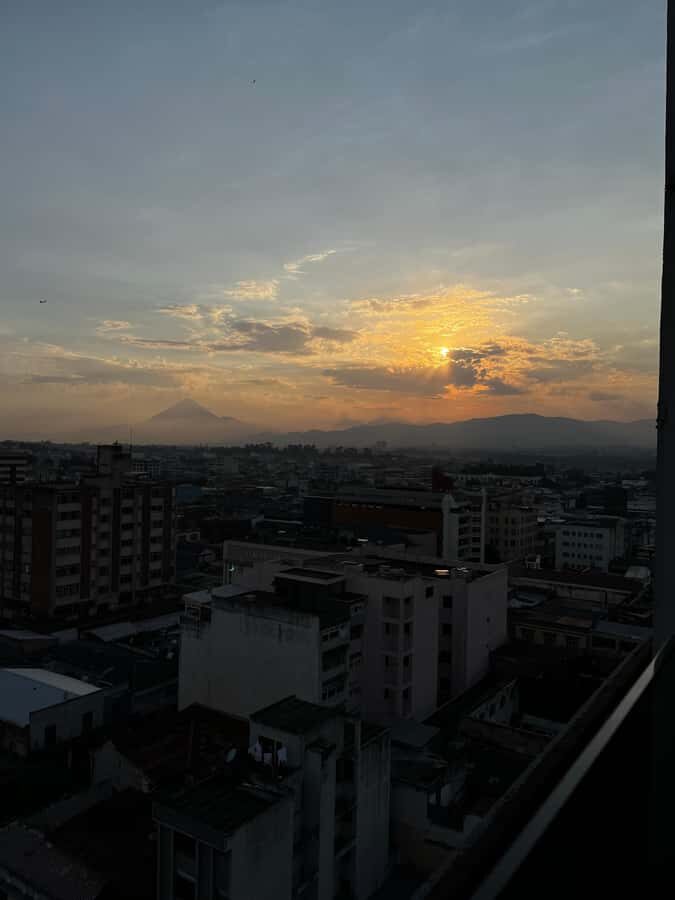 Guatemala City: Walking Tour - Starting point choices: Mapa en Relieve vs Palacio Nacional
