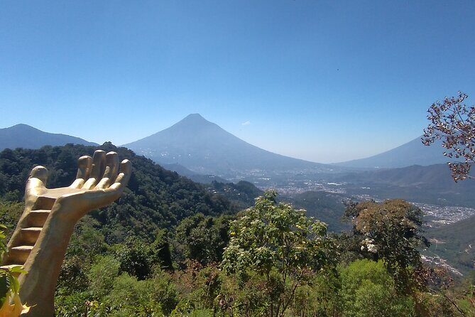 Hoobitenango and Altamira From Antigua or Guatemala city - Altamira: a selfie circuit with named attractions