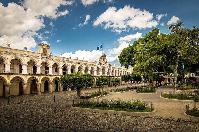 Iximché Ruins and Antigua City Tour from Guatemala City - San Francisco El Grande: a major church stop, with one catch