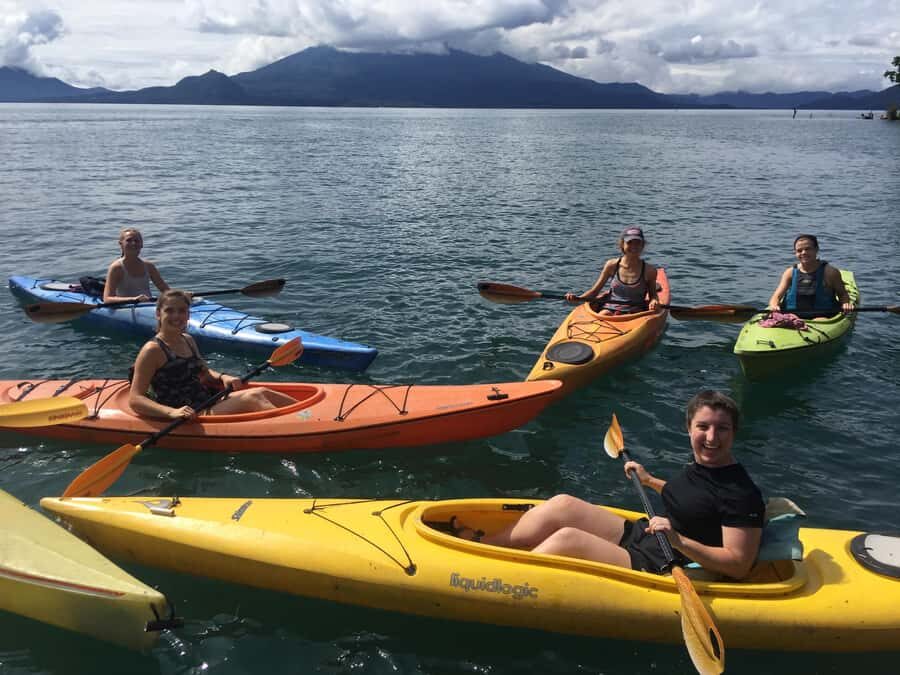 Kayak Hike Adventure. Visit Tzununa, Jaibalito, Santa Cruz - Santa Cruz break time: photos and a little breathing room