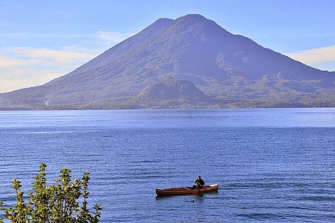 Lake Atitlán Sightseeing Cruise with Transport from Guatemala City - Santiago de Atitlán: a colorful village and Maximon, or RiLaj Mam